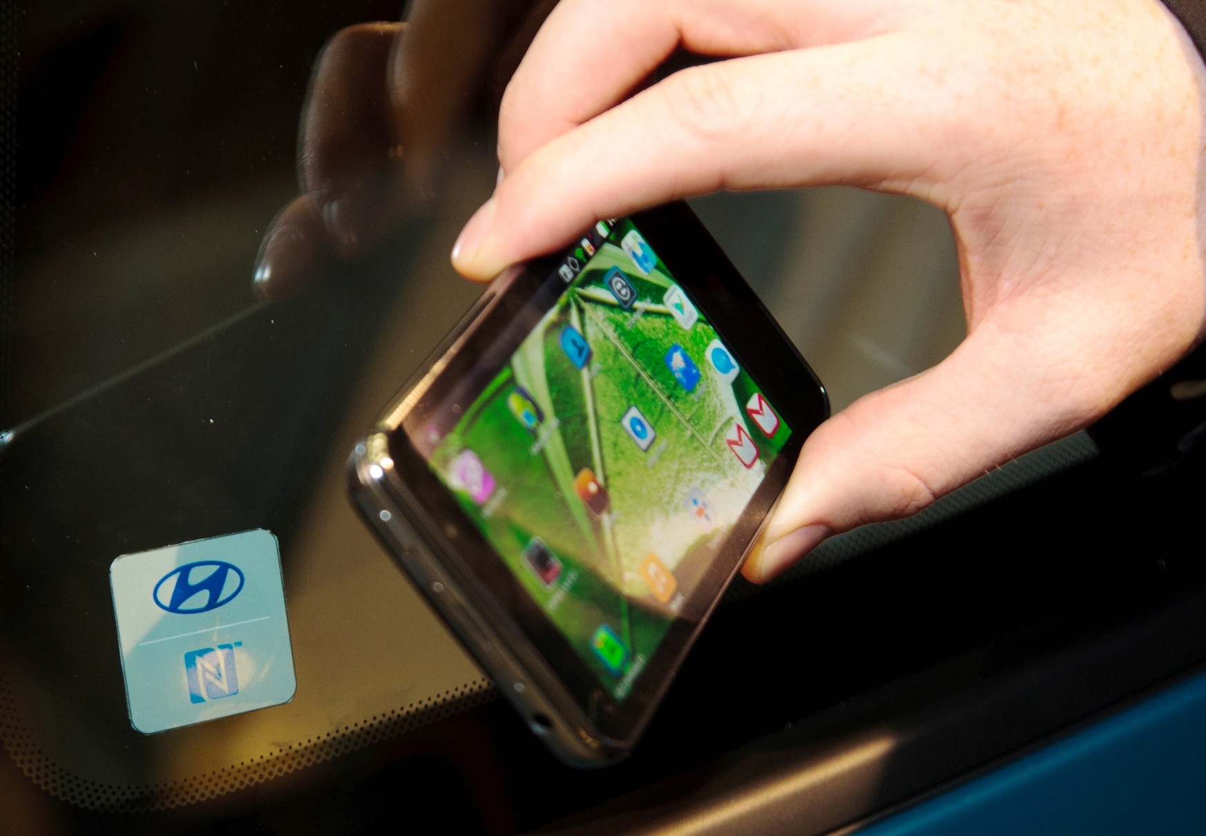 Automakers Interested in NFC, Though Mainly Test Driving the Technology